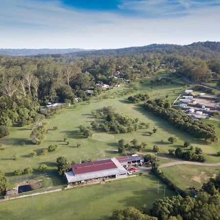 Sunshine Coast Retreat Your Own Private Golf Course Diddillibah Extérieur photo