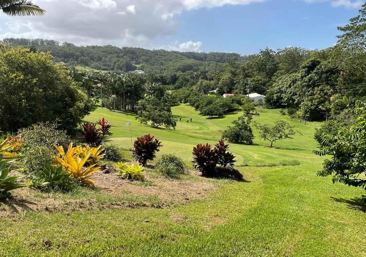 Sunshine Coast Retreat Your Own Private Golf Course Diddillibah Extérieur photo