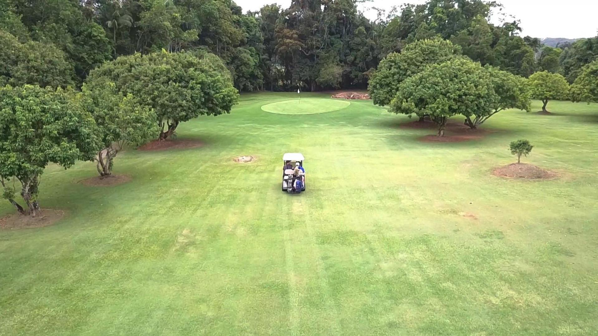 Sunshine Coast Retreat Your Own Private Golf Course Diddillibah Extérieur photo