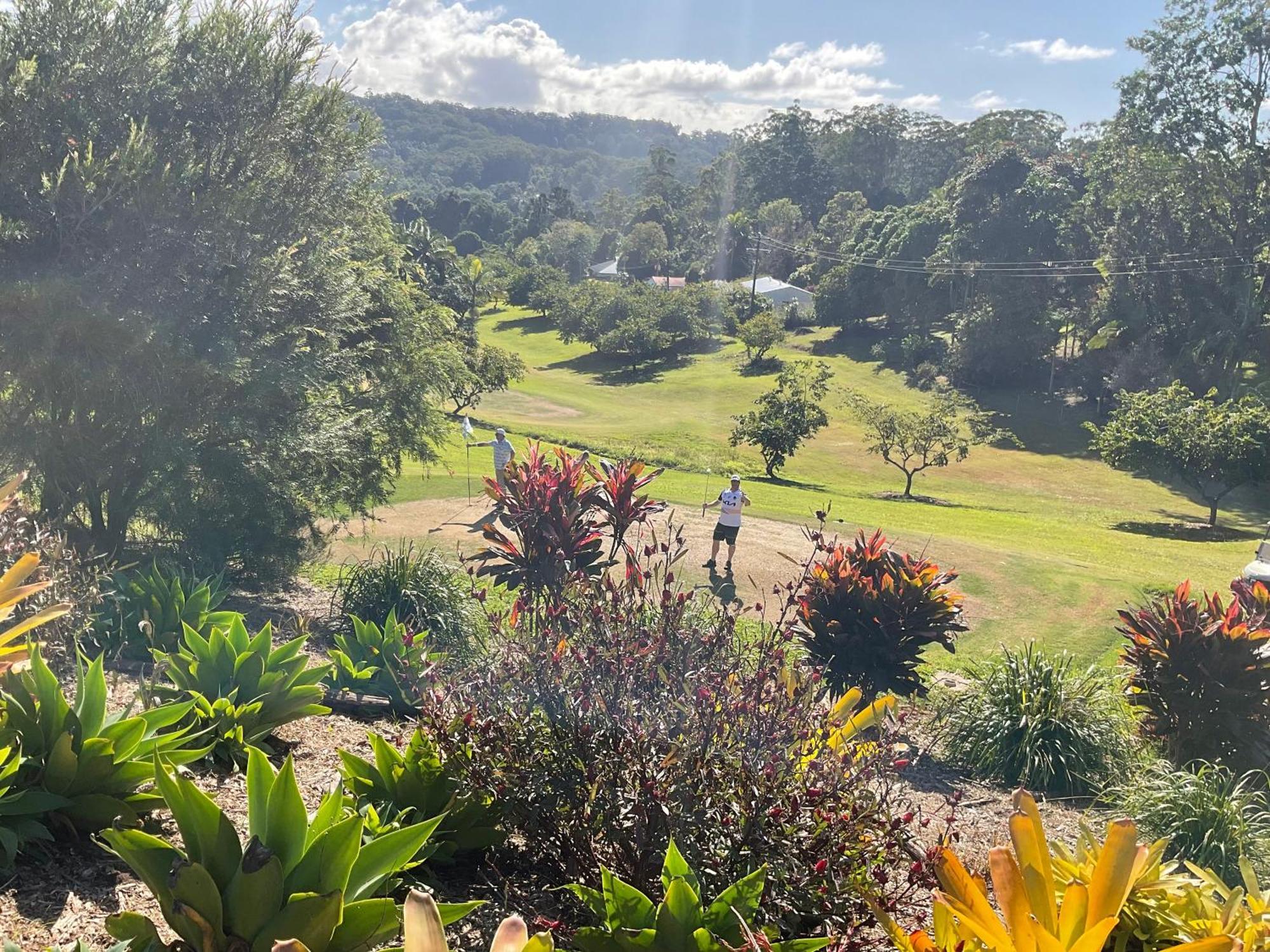 Sunshine Coast Retreat Your Own Private Golf Course Diddillibah Extérieur photo
